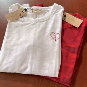 Rag & Bone Tee XS NWT crisp white with Red heart design.